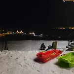 Miedzy Nami Goralami, Nad Jeziorem Czorsztynskim Huba