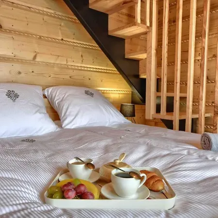 Miedzy Nami Goralami, Na Podhalu, Gorce Holiday home Huba