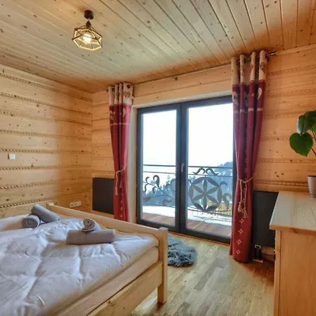 Miedzy Nami Goralami, Na Podhalu, Gorce Holiday home Huba