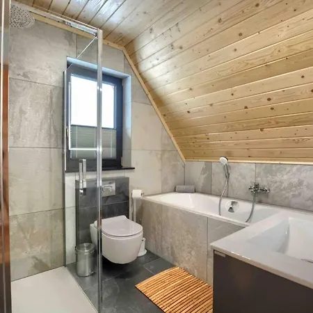 Holiday home Miedzy Nami Goralami, Na Podhalu, Gorce Huba